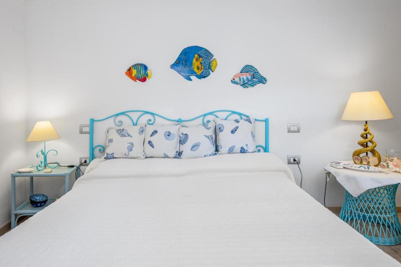 Giglio Apartment Vista Mare E Parcheggio Privato Porto Rotondo Bagian luar foto