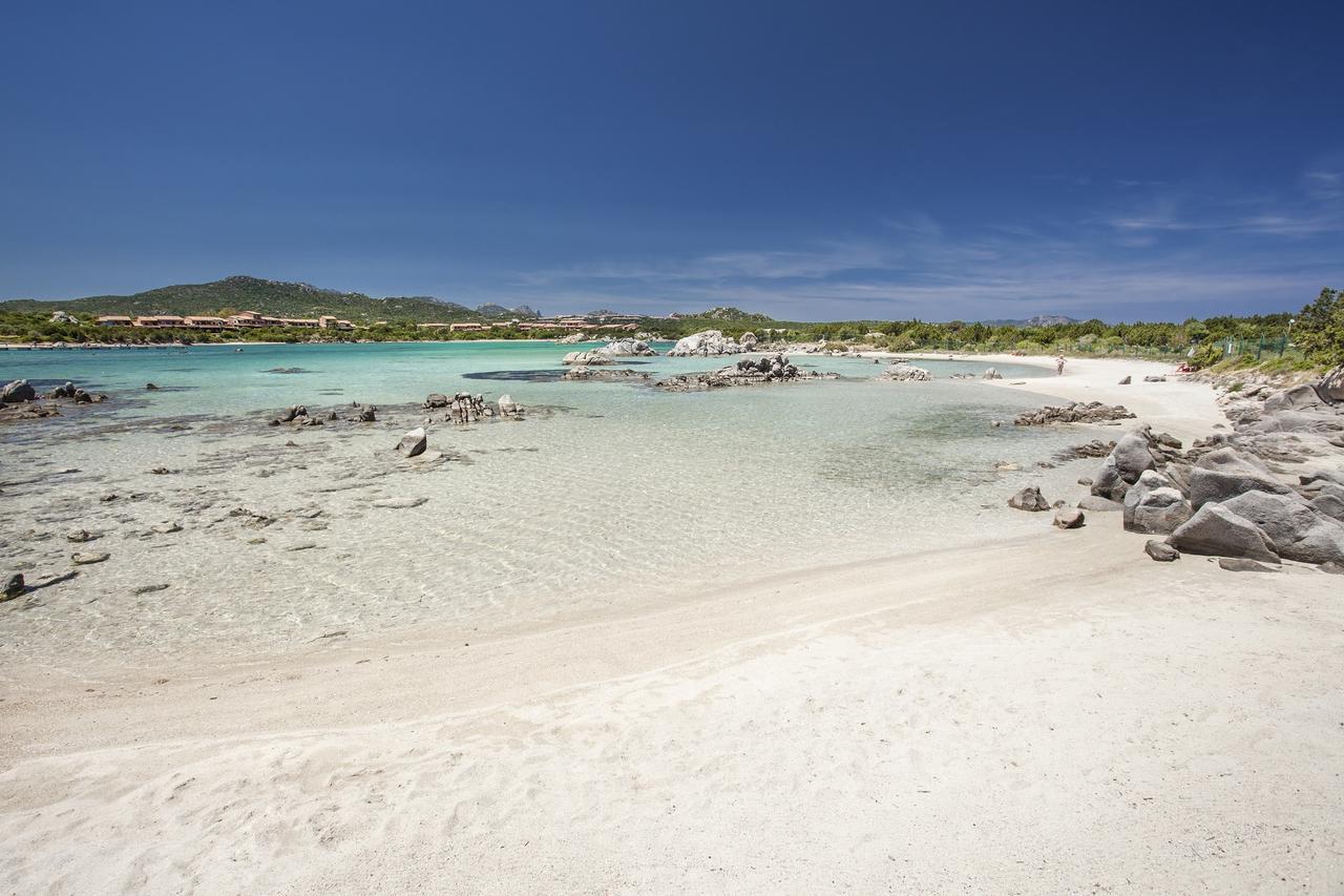 Giglio Apartment Vista Mare E Parcheggio Privato Porto Rotondo Bagian luar foto